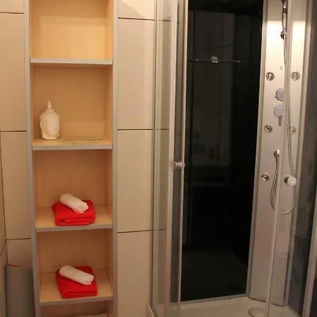 Ferienwohnung Blumenstrasse Apartment *